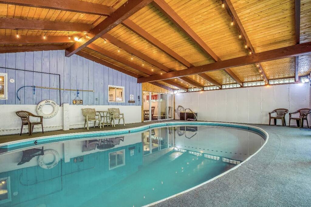 Expansive lodge, heated pool, game room, sauna