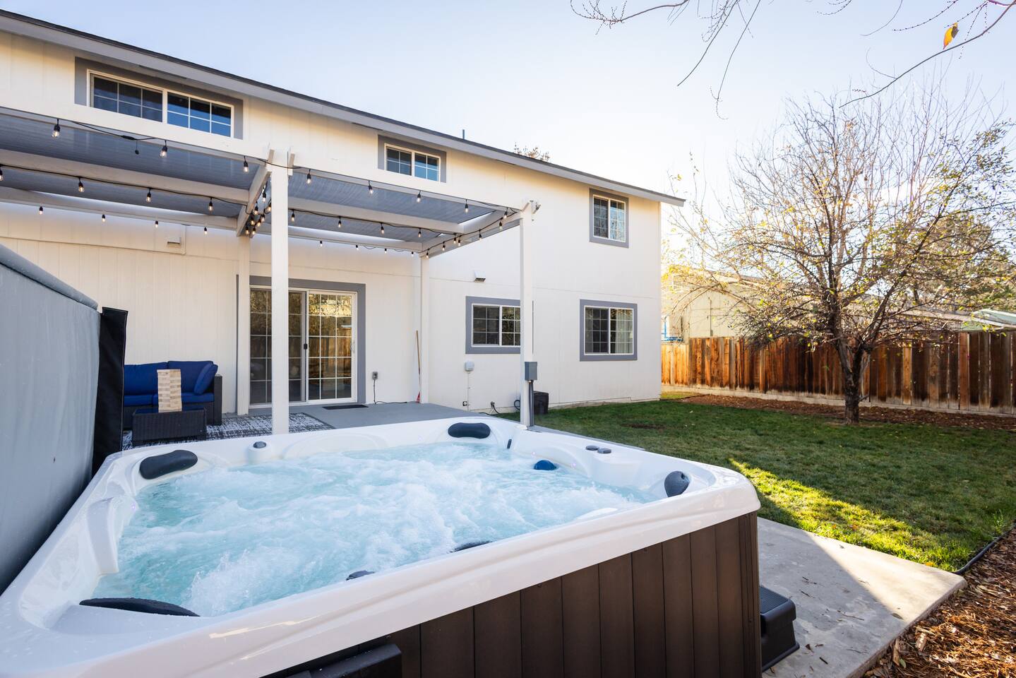 *NEW* Roomy | Big Backyard | Deck | Games | 65" TV