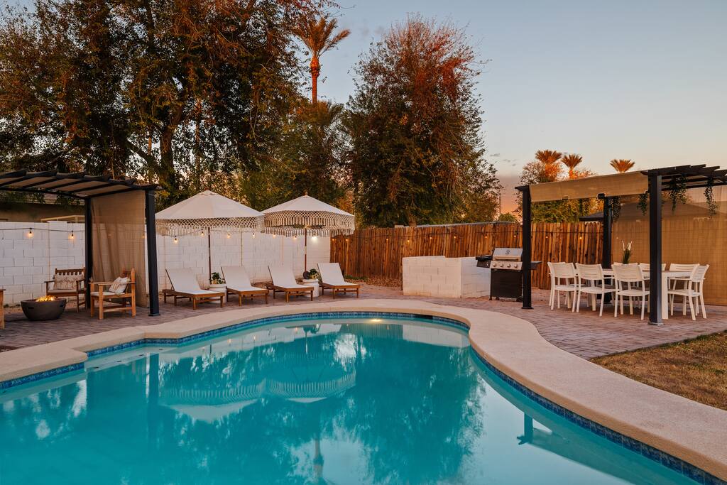 *NEW* Heated Pool Boho Resort Oasis | Central PHX
