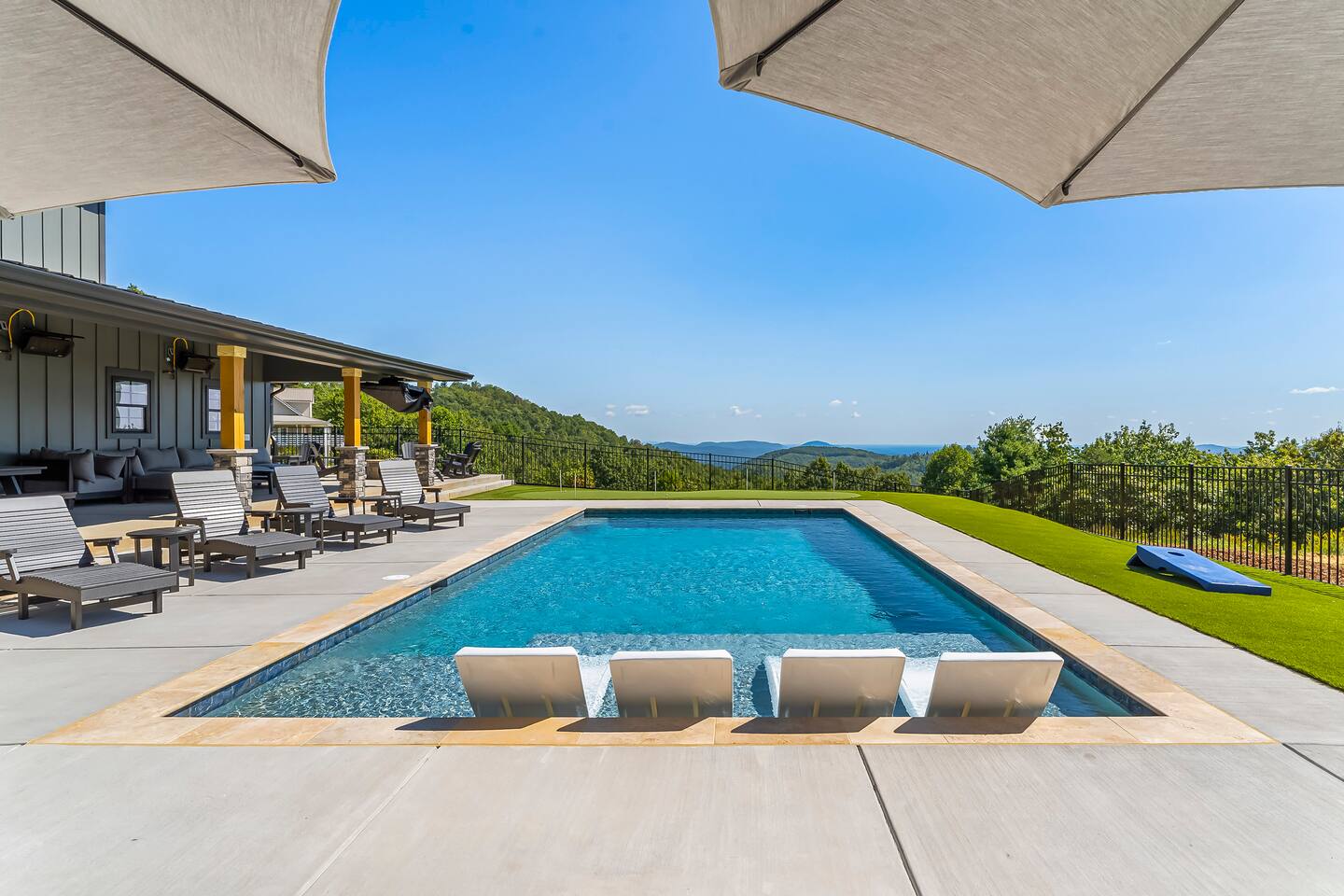 Barndominium w/ view, pool, hot tub, pickleball