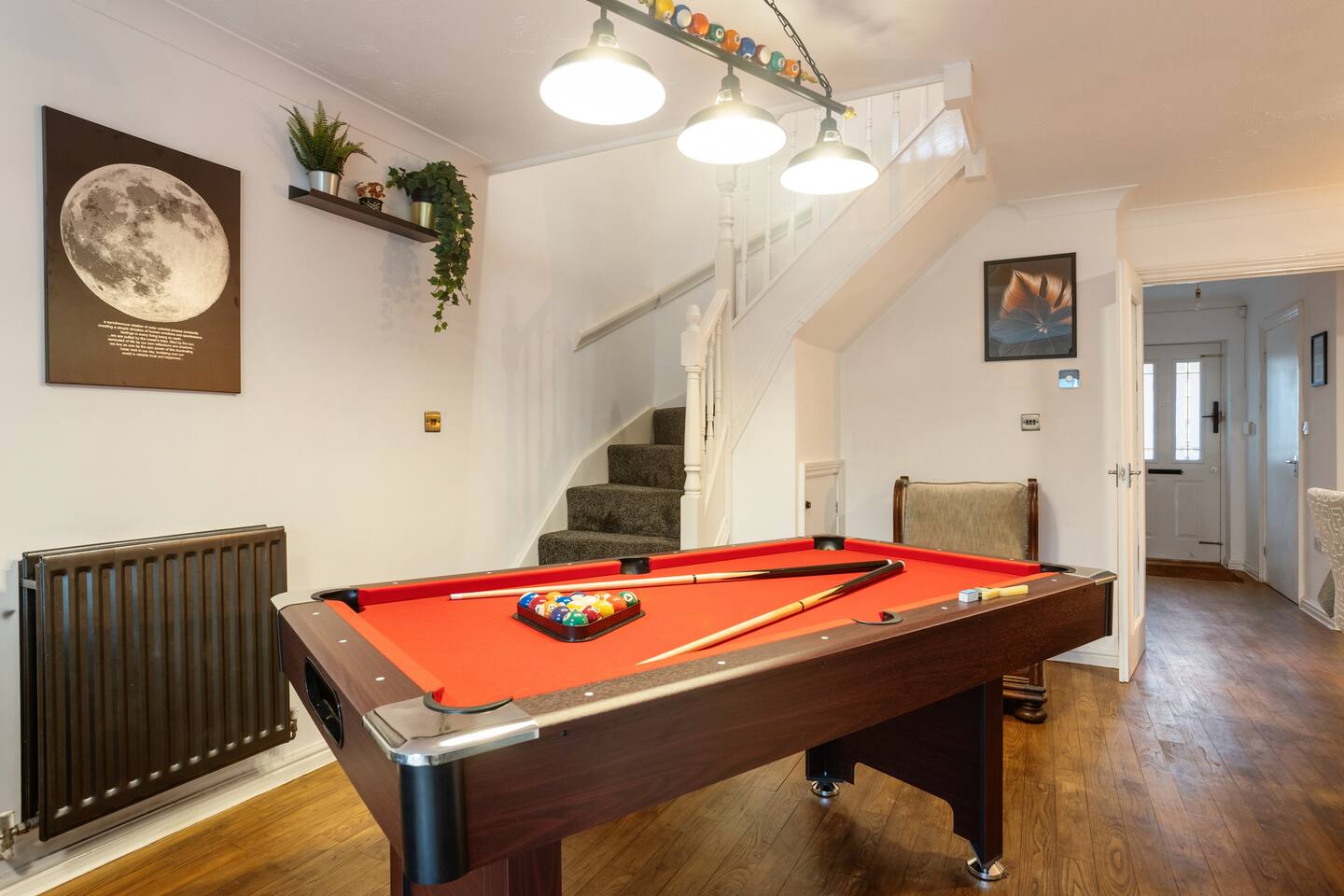 Spacious 4BR Home-Contractor Friendly-Pool Table