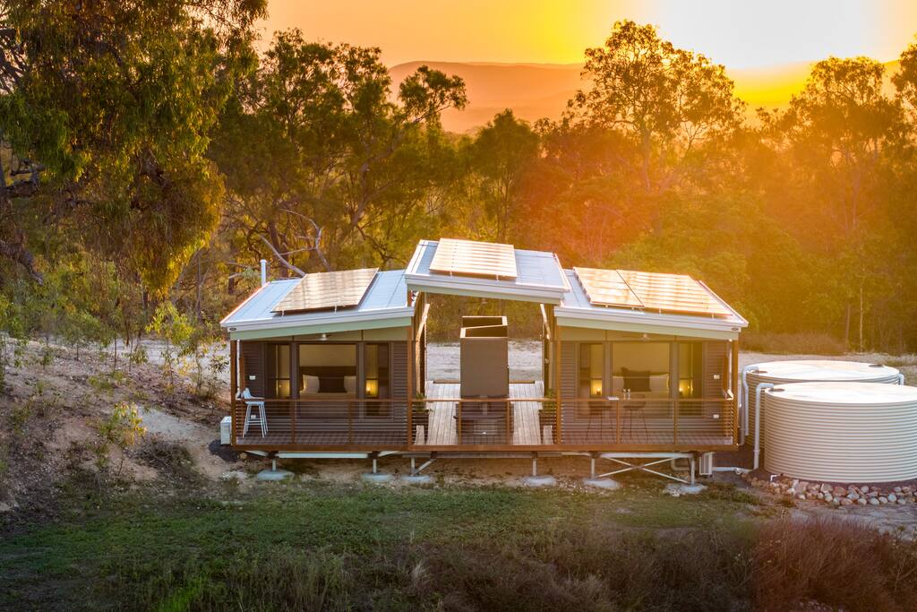 Off-grid Sunset view "Paradise cabin" in the bush