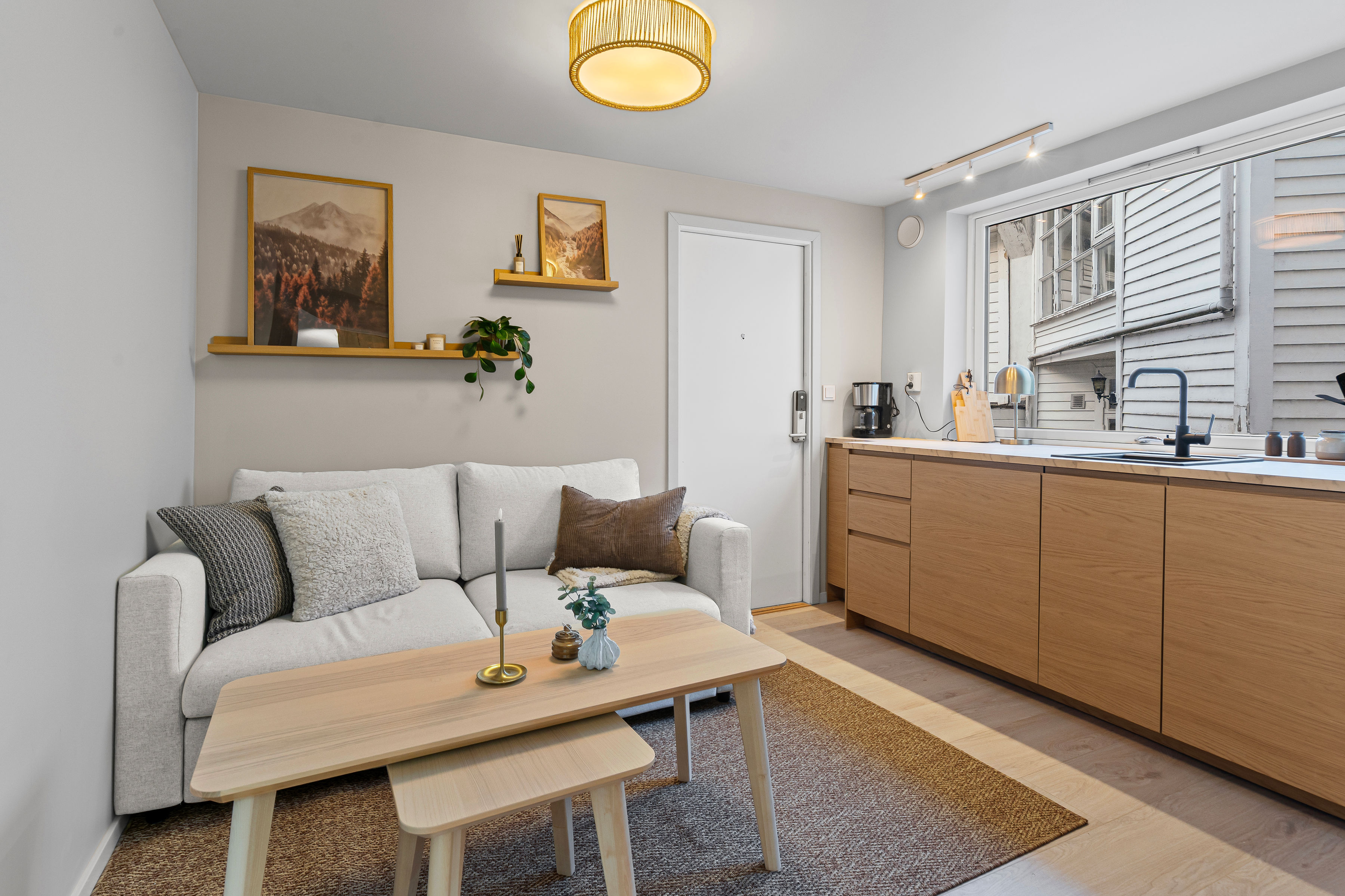 Modern and historic apartment 250m from Bryggen