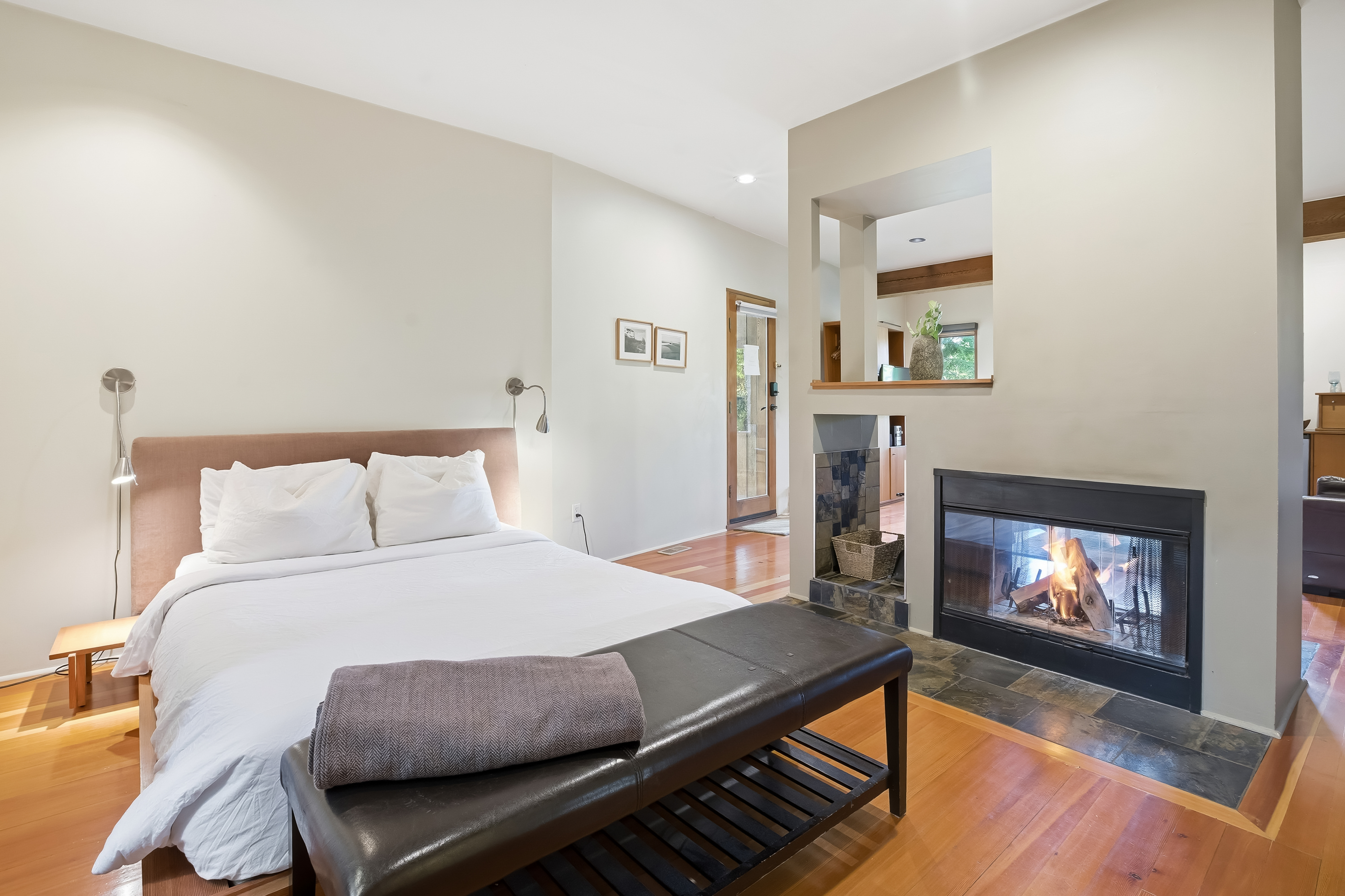 Spring Cove Shelter • Views of Spring Cove! Rainforest Loft • Views of Spring Cove! Hyphocus Inn