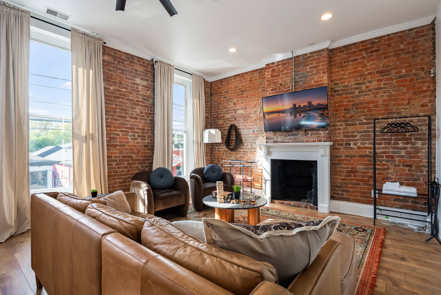 Stable #1 ~Walkable, BBQ, Fire Pits, Mini Golf