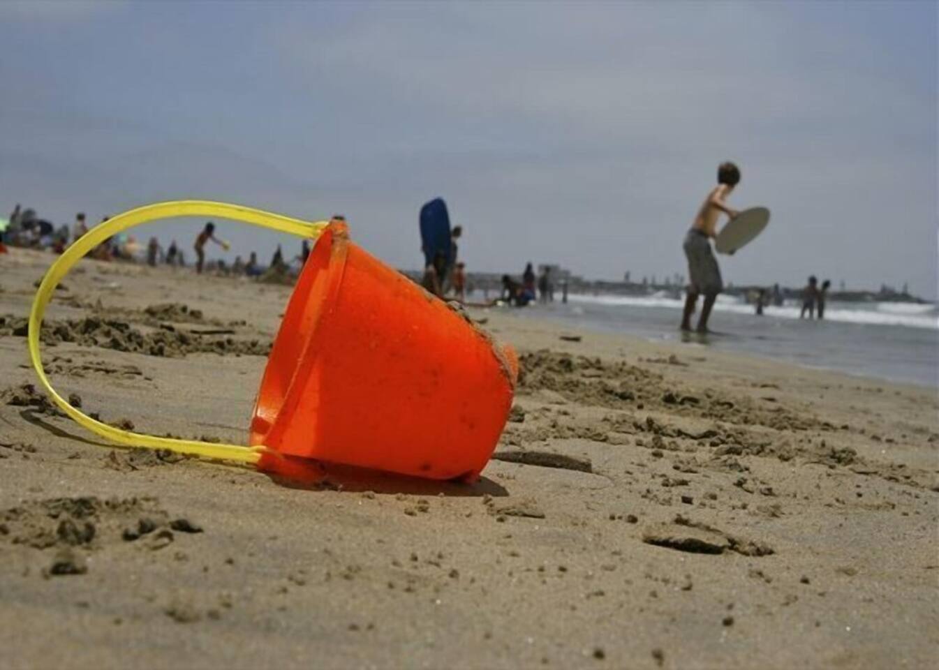 FALL Free Night Special! Steps to beach! Fire pit! - Holiday Home