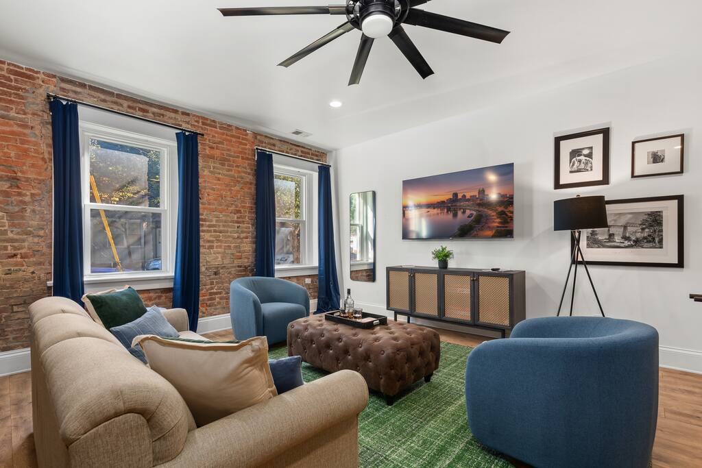 Stable #3 ~ Mini Golf, Foosball, BBQ, Fire Pits