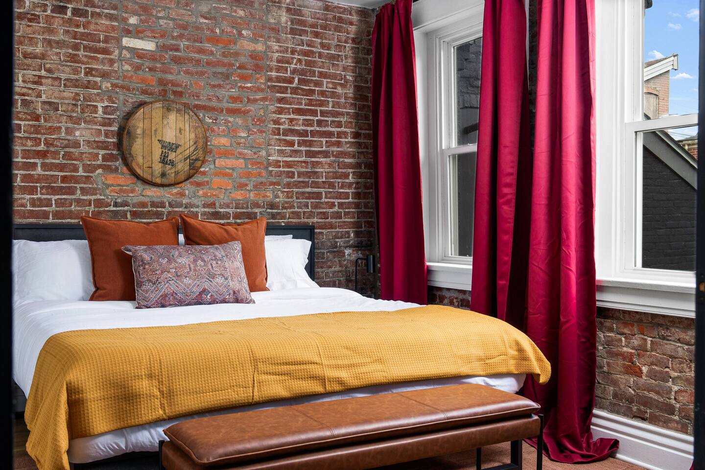 Stable #4 ~Walkable, Fire Pits, BBQ, Mini Golf