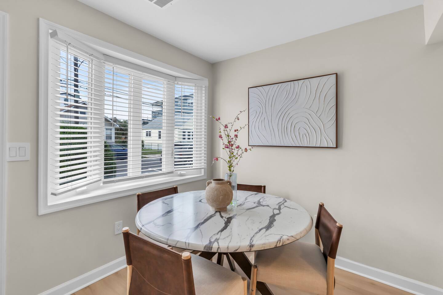 320 Franklin Ave Unit 1