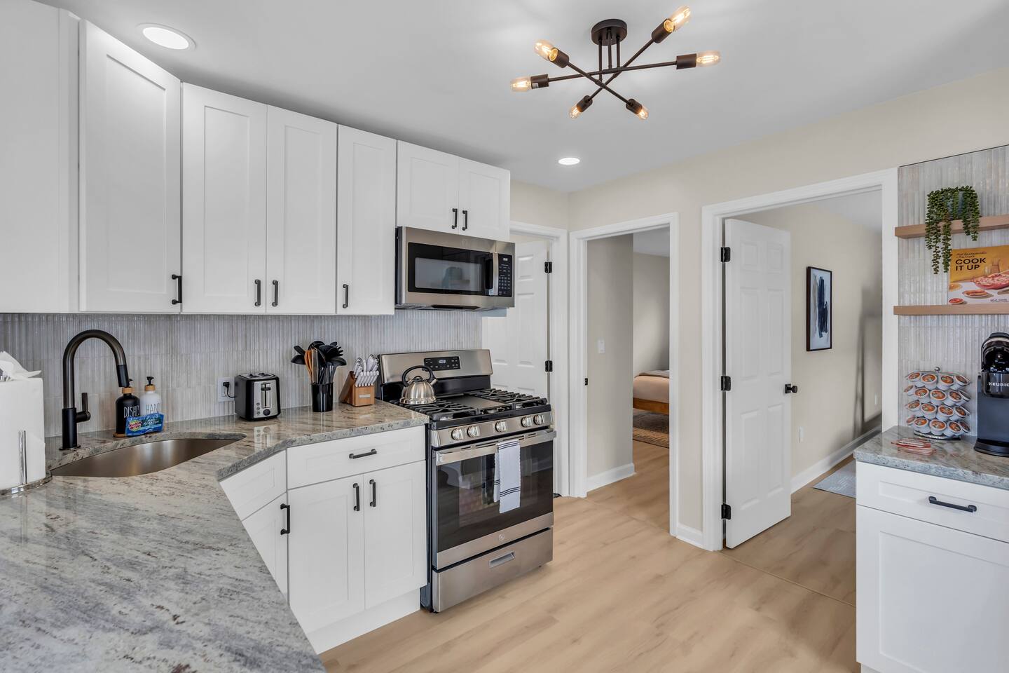 320 Franklin Ave Unit 2