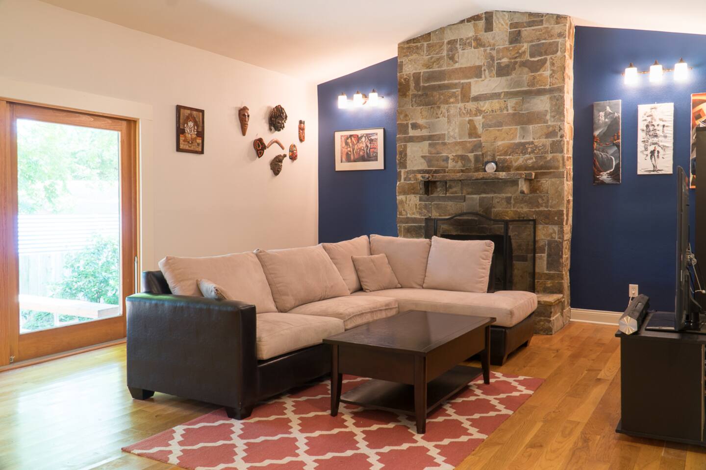 Spacious 3 bed home minutes from the best of ATX