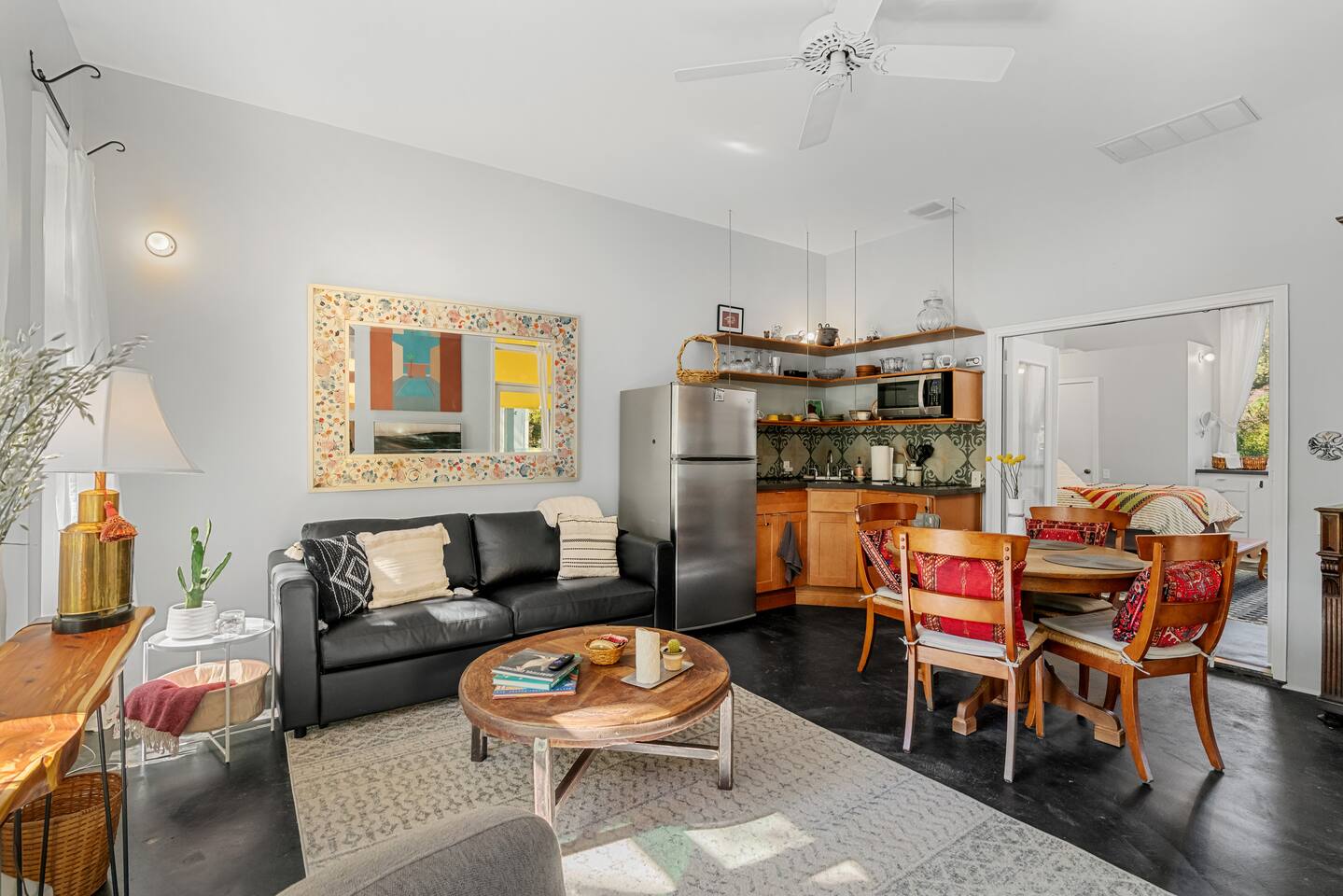 Cute Cozy Casita {78704} South Austin Vibes