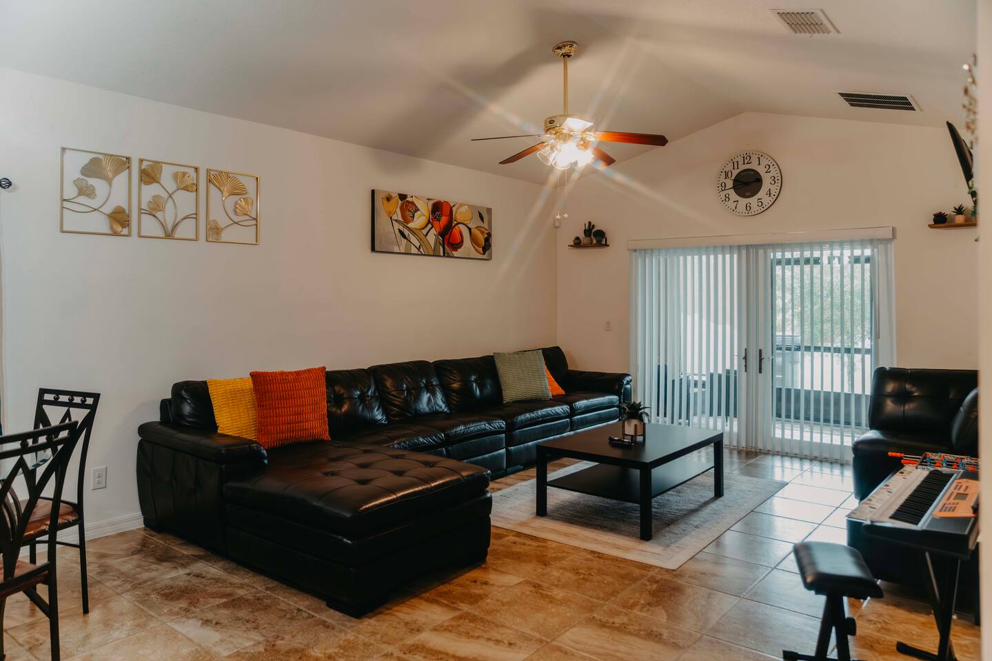 Stylish 4BR 4BA Near Disney