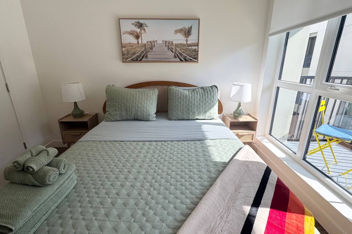 Beautiful NEW apartment in SM!