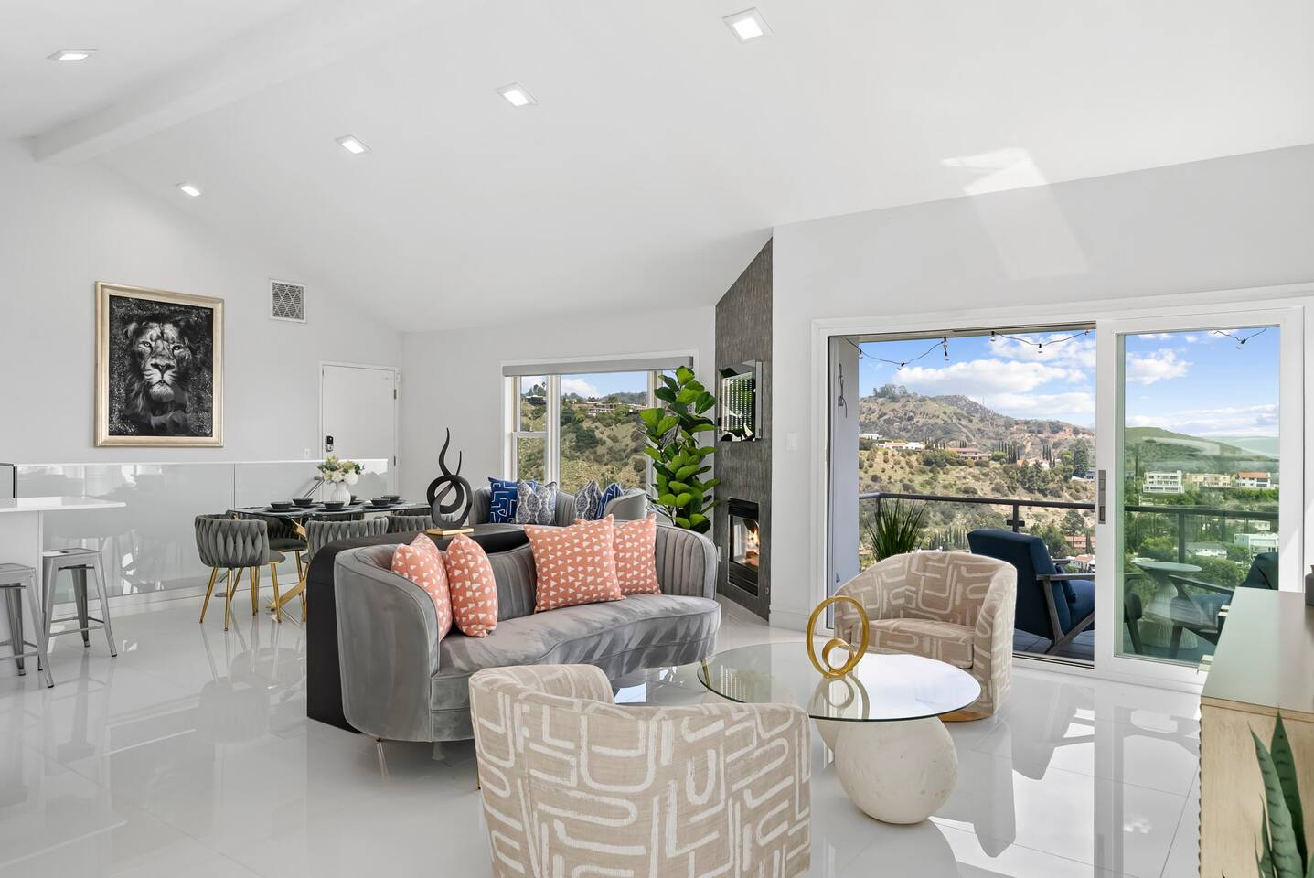 Luxury Hillside Retreat with Stunning City Views