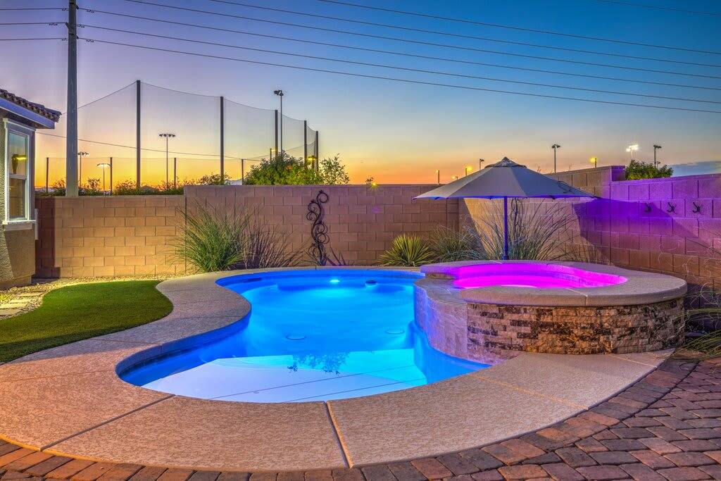 Gramsci | Sparkling  Pool & Spa in Inspirada!