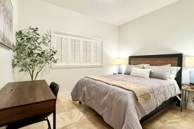 Spacious 2BR + Gigabit Wi-Fi + 2 Parking Spots photo 5