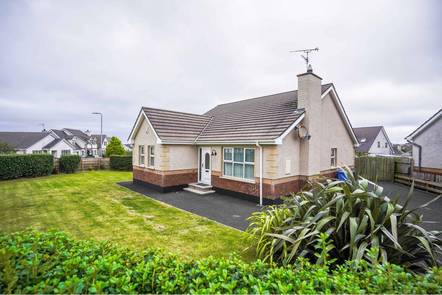 Family & Golf Escape | 3BR Home near Portrush Bay
