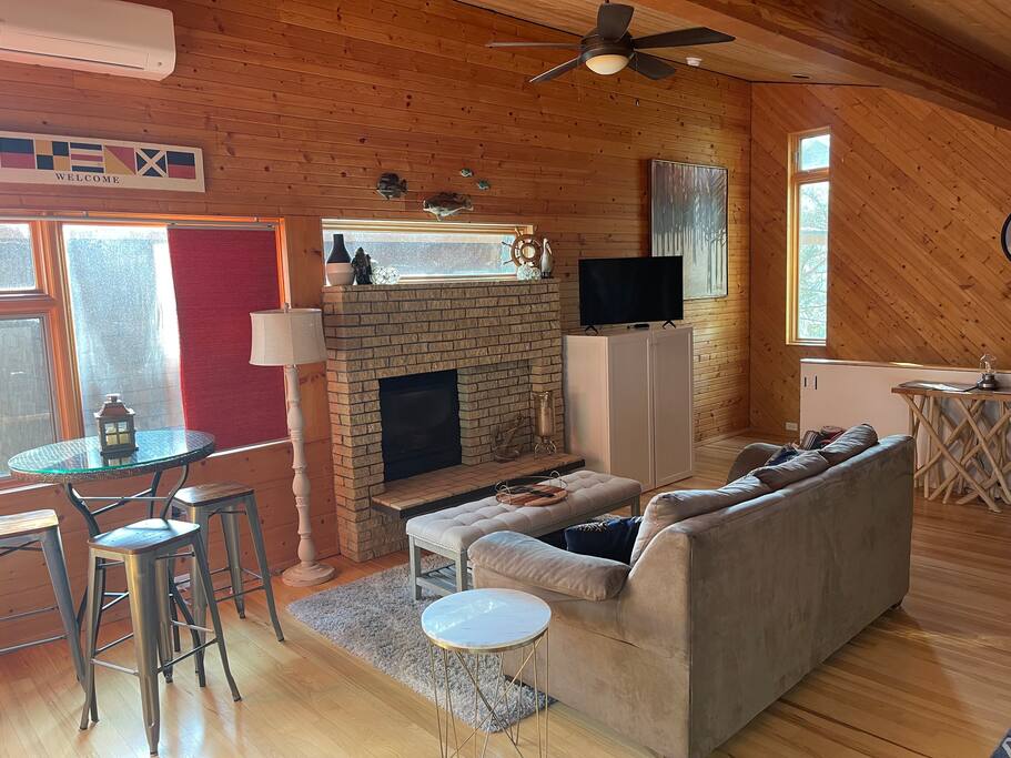 Pepin Guest Haus - walk to the winery!