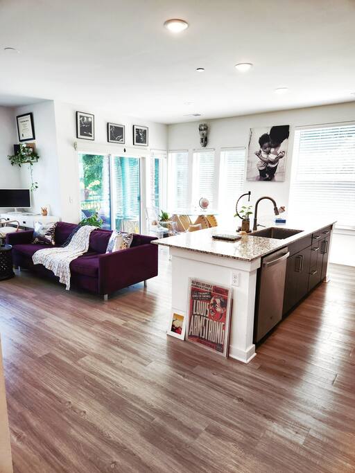 Mini Museum Retreat at the BeltLine & Grant Park