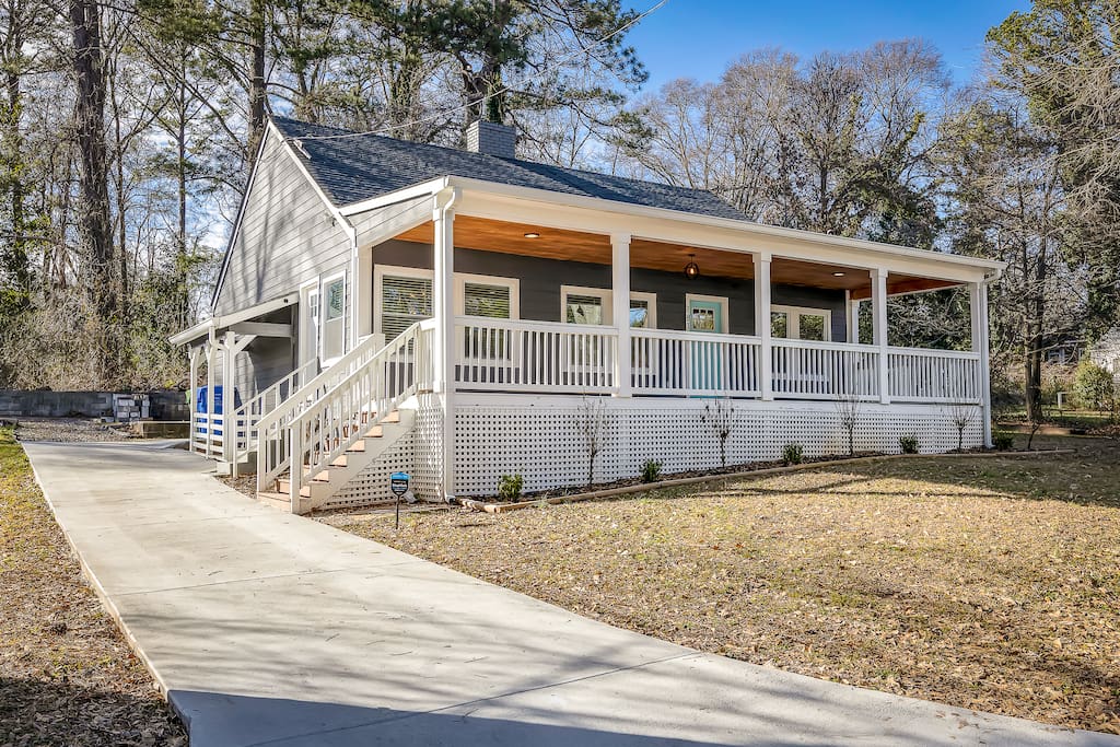 Modern Style by the Atlanta Beltline Westside