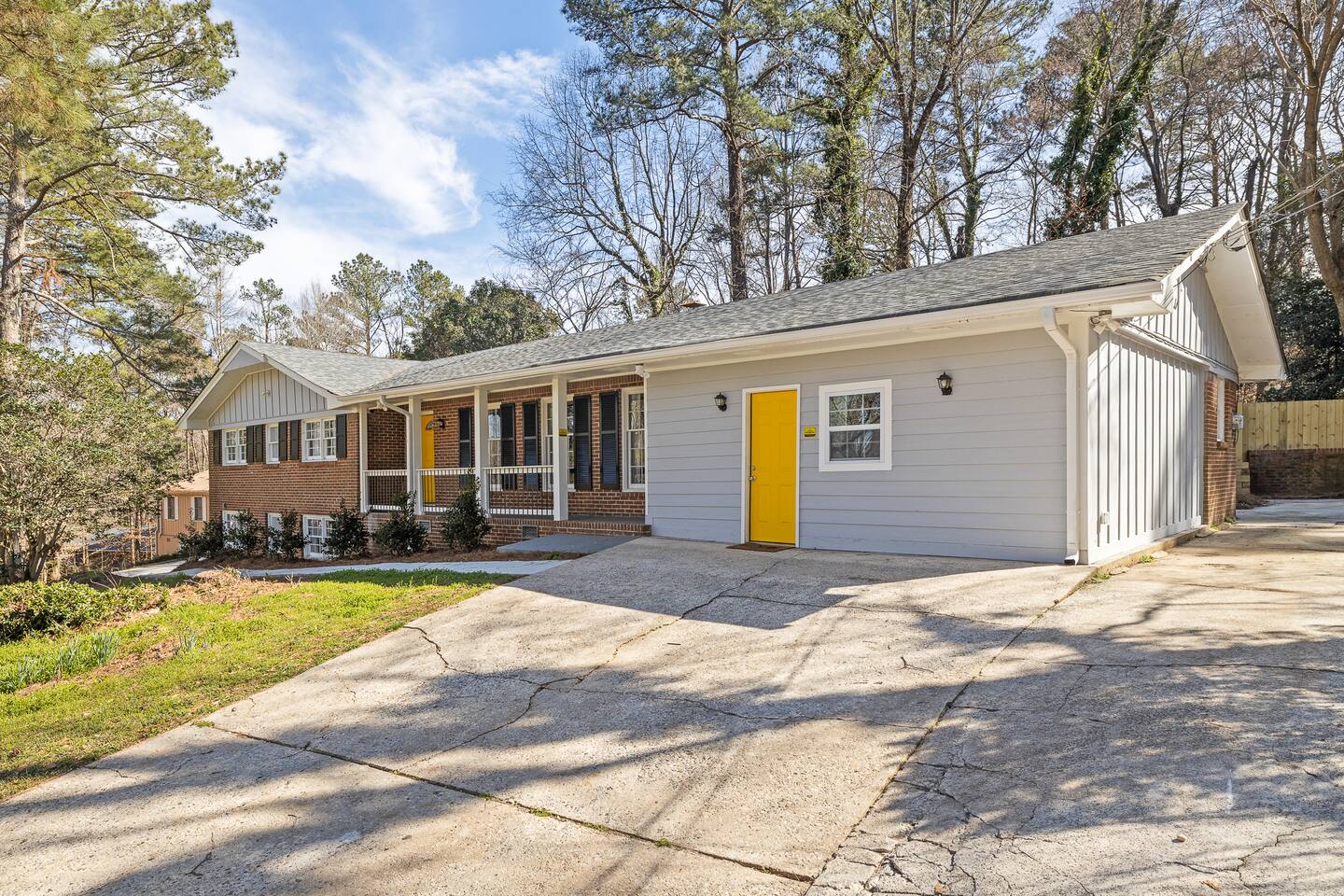 Family Perfect 4 Bedroom Home with Game Room - Holiday Home