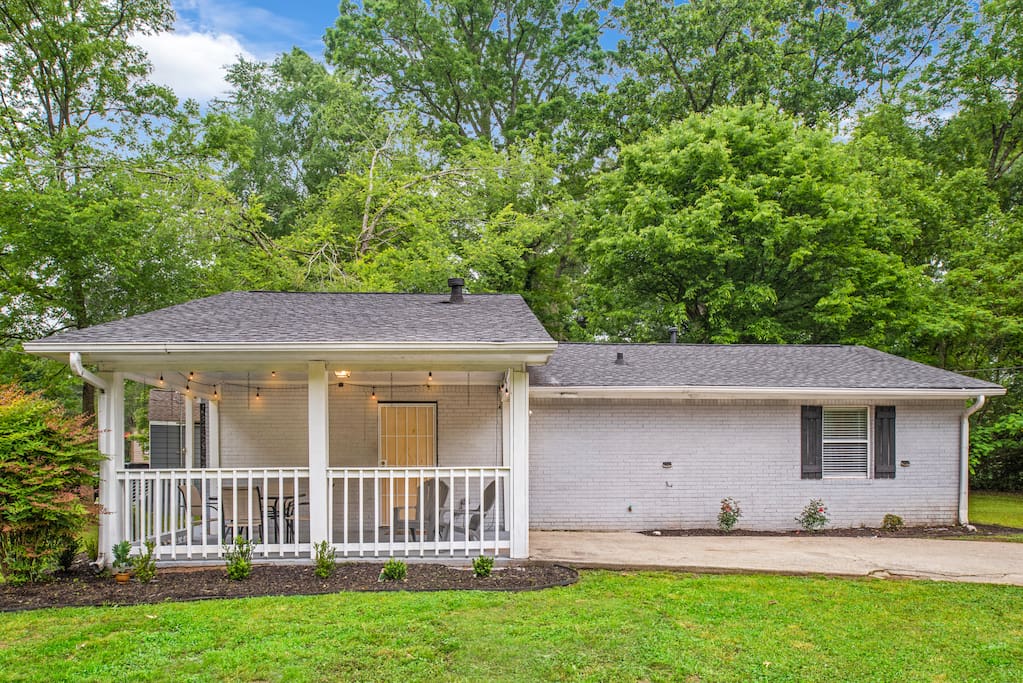 Newly Renovated 3/2 ATL Westside Bungalow