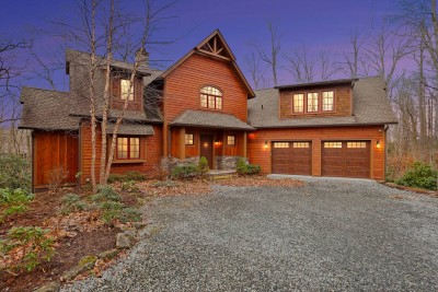 5BR, 4000 sq ft Luxury Cabin w/ Covered Fireplace! photo 2