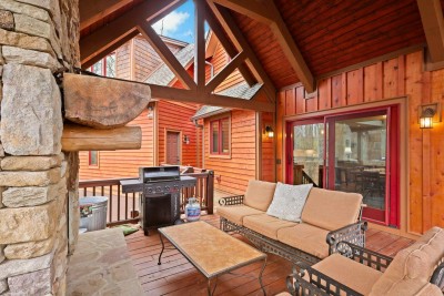 5BR, 4000 sq ft Luxury Cabin w/ Covered Fireplace! photo 5