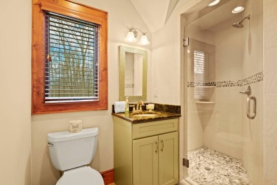 5BR, 4000 sq ft Luxury Cabin w/ Covered Fireplace! photo 10