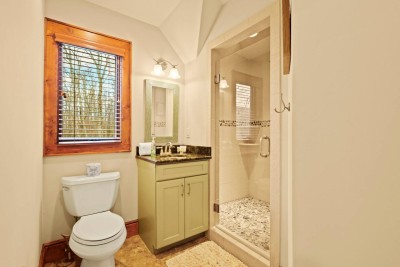 5BR, 4000 sq ft Luxury Cabin w/ Covered Fireplace! photo 11