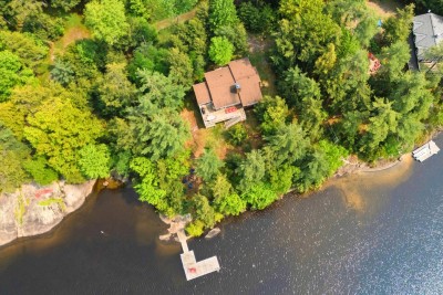 OvertheMoon Muskoka — cottage rental Lake Muskoka, Bala Ontario sleeps 7