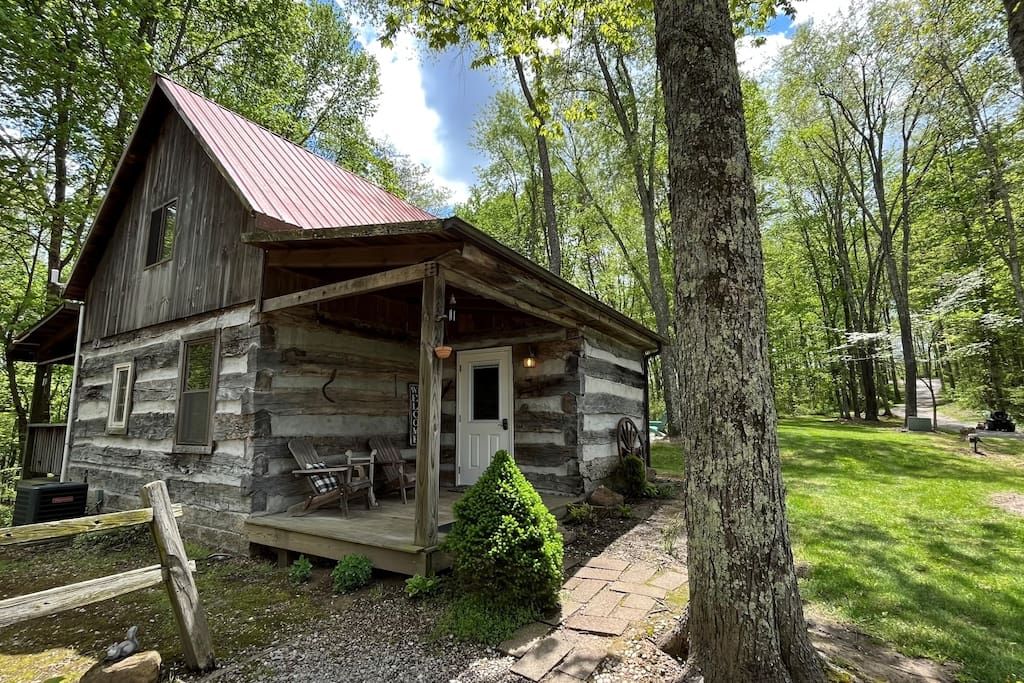 Frontier Log Cabin with Acorn Acres