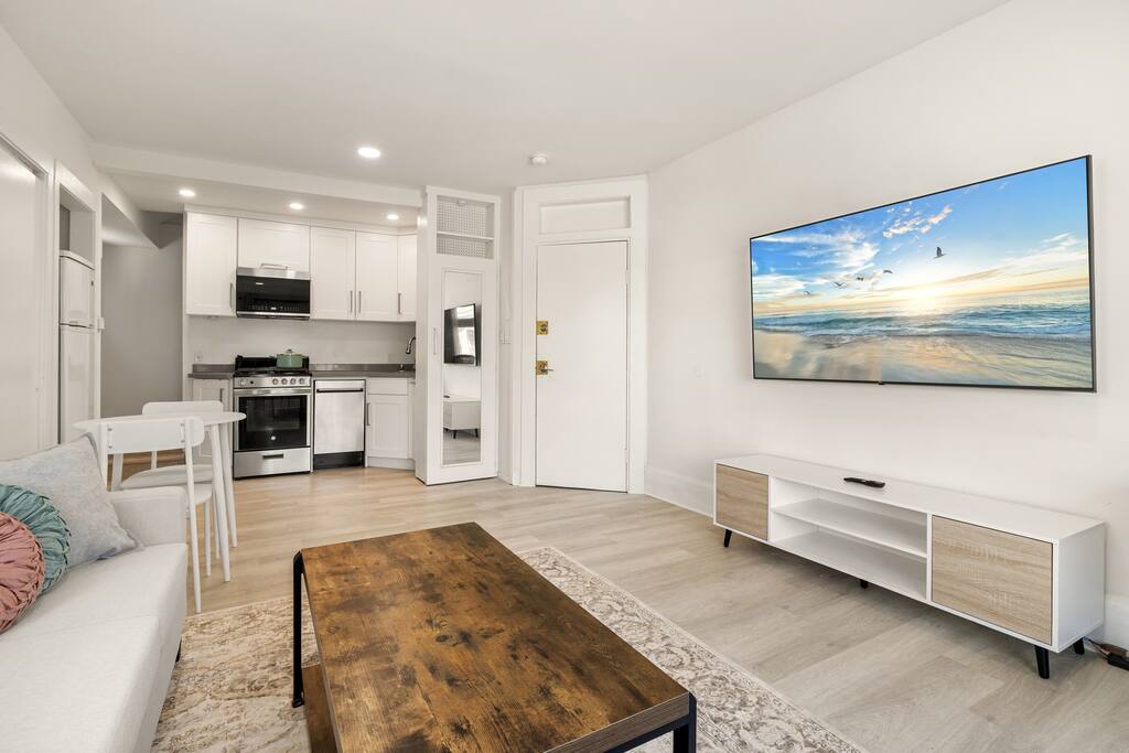 Venice Stylish Loft 1Bed A+ Location