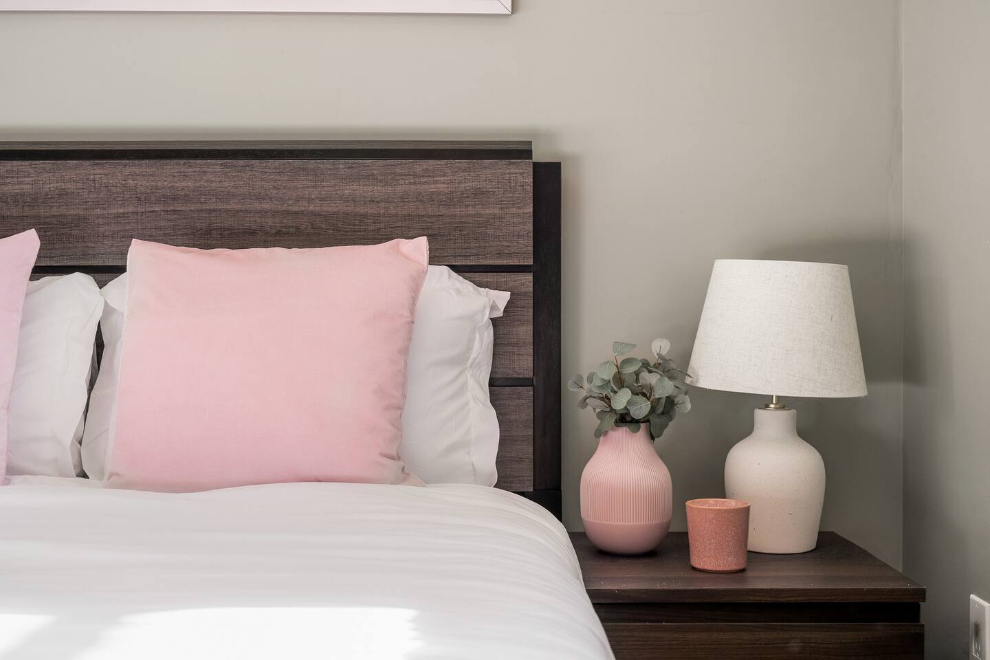 Bowness Retreat with King Bed