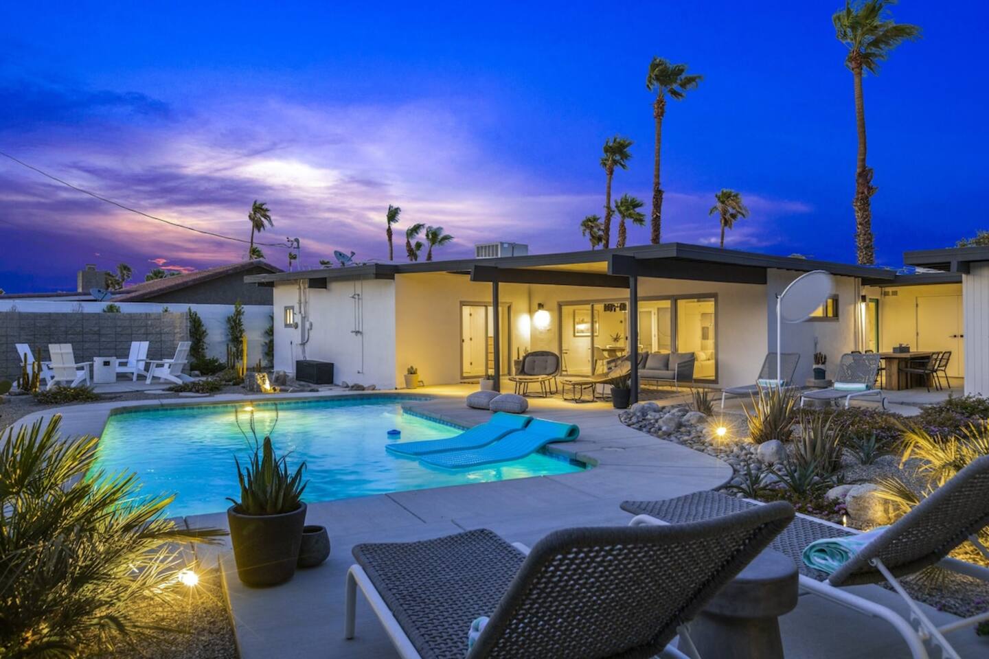 Modern West PS - Welcome to Paradise!