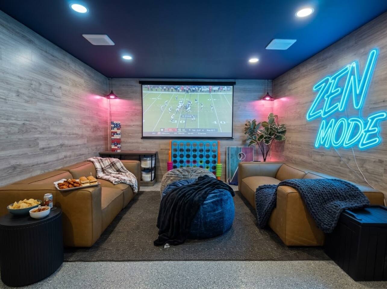 HeartOfRockfrd/NEXPlayground/GameRoom