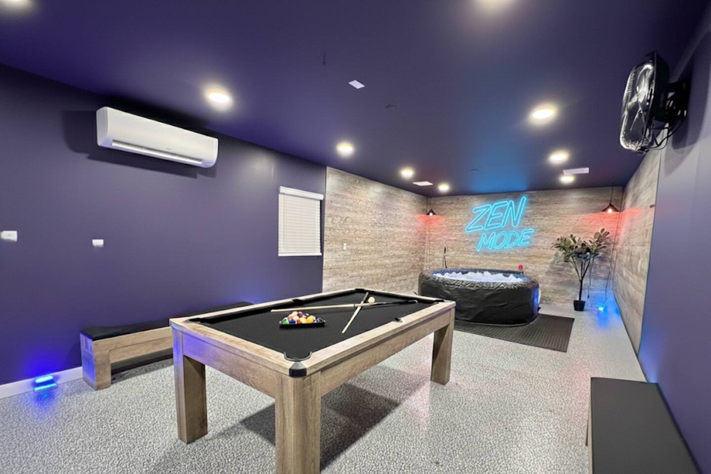 HeartOfRockfrd/NEXPlayground/IndoorHotTub/GameRoom