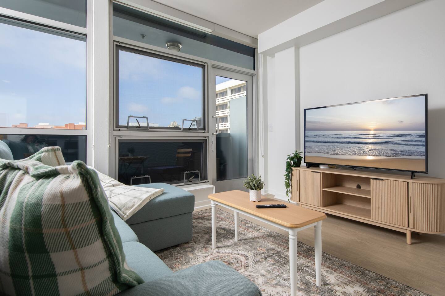 Prime Location in Heart of Santa Monica | Free P