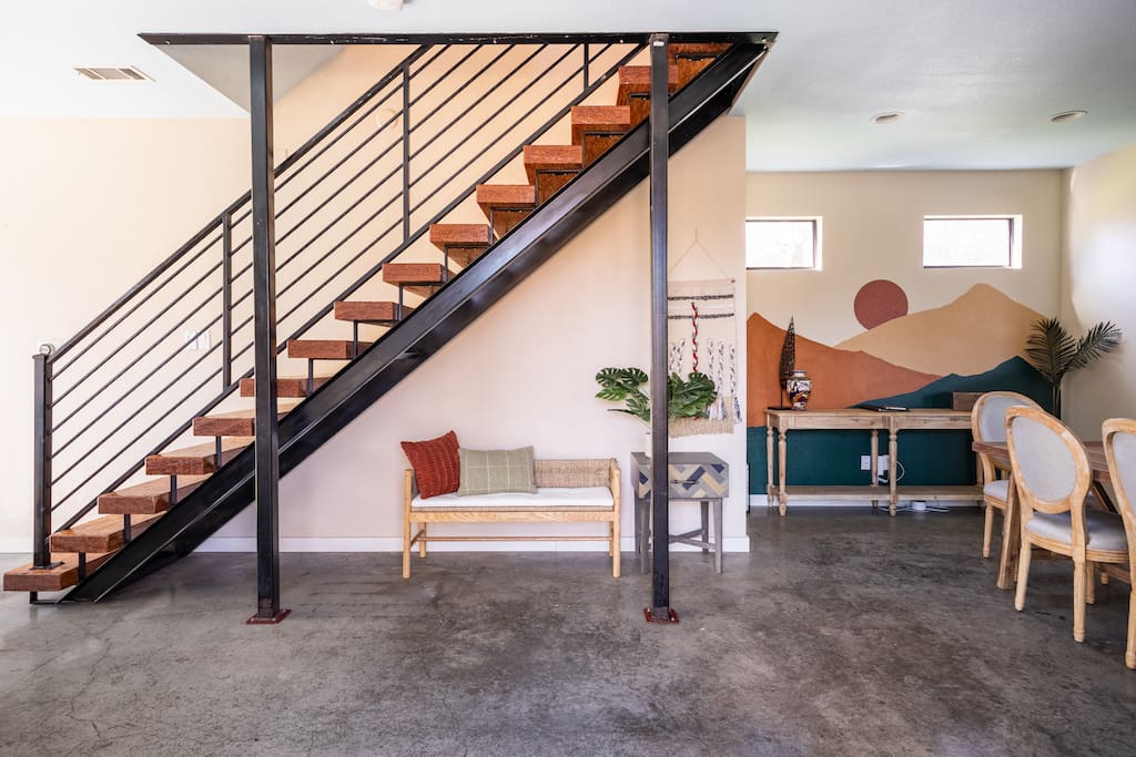 Gorgeous Retreat in East ATX; 2 miles to downtown!