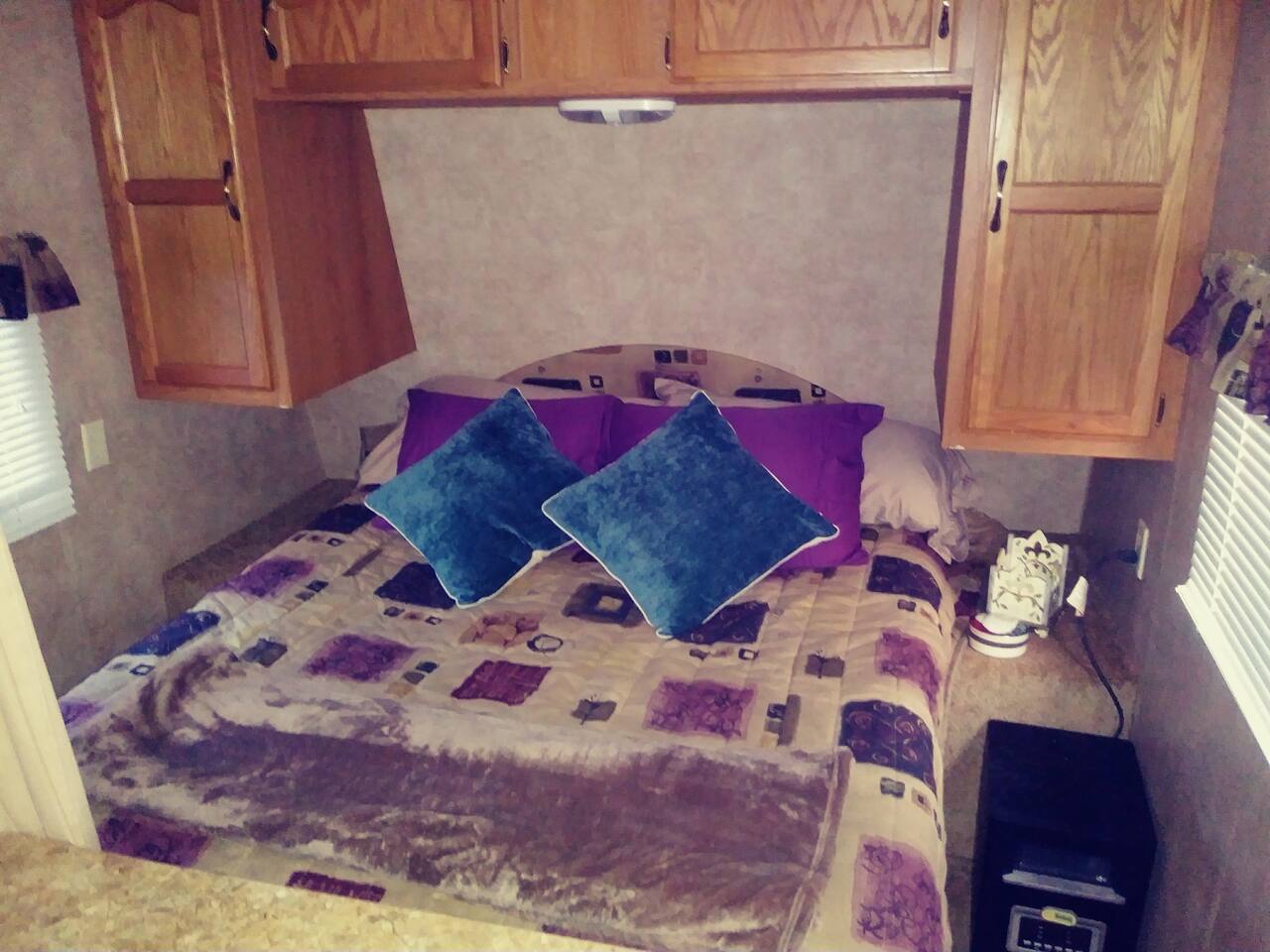 Pet friendly, Glamping at Tawakoni lake