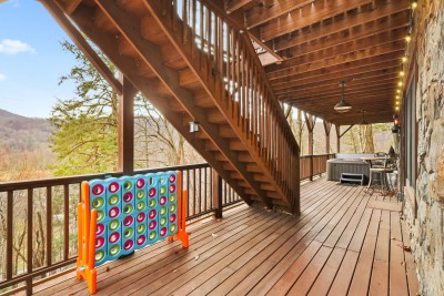 Cabin on 6 Acres, VIEWS, Hot Tub + Fire Pit, Games photo 7