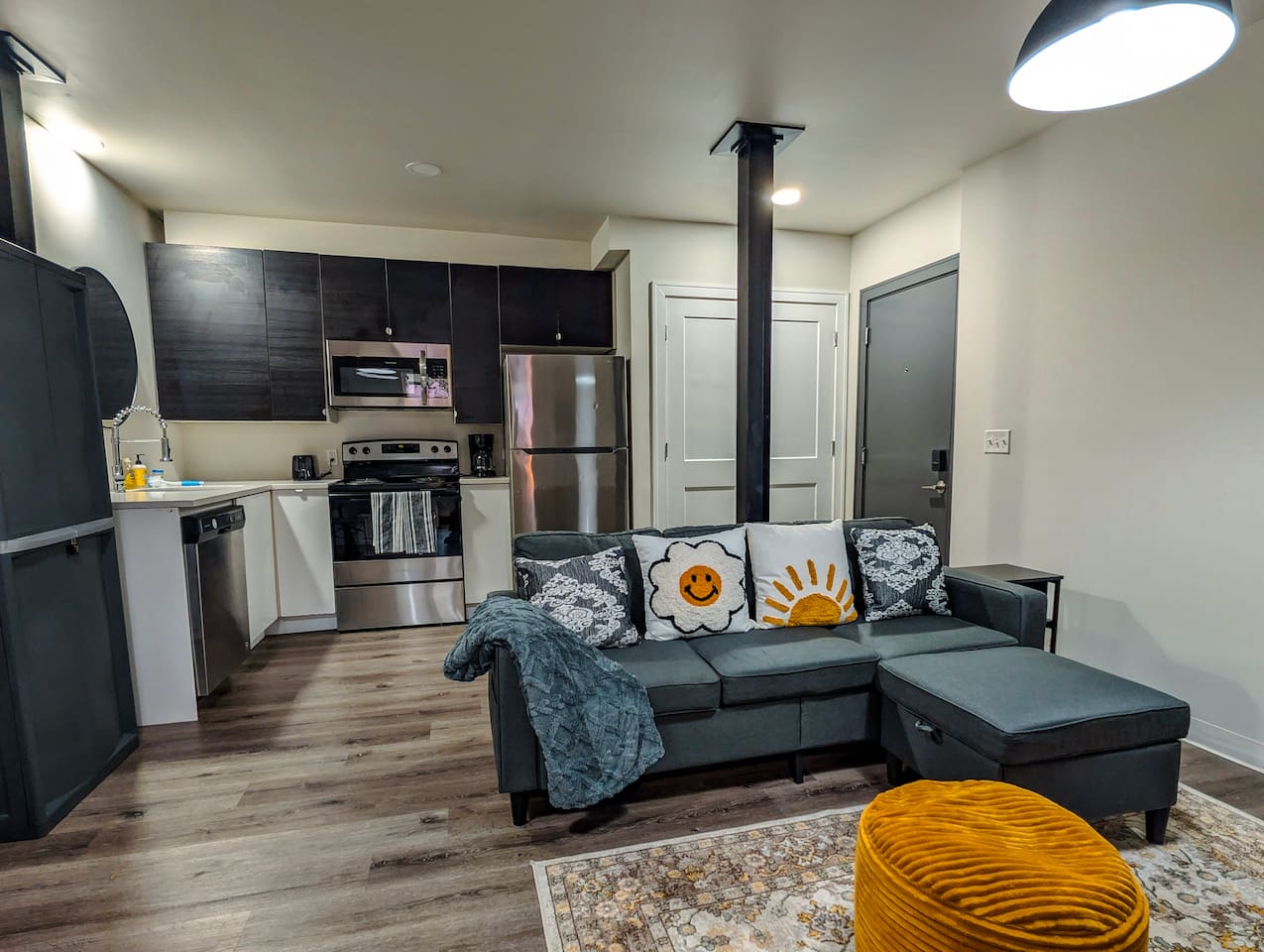 2BR King + Queen | Free Parking | Near Downtown