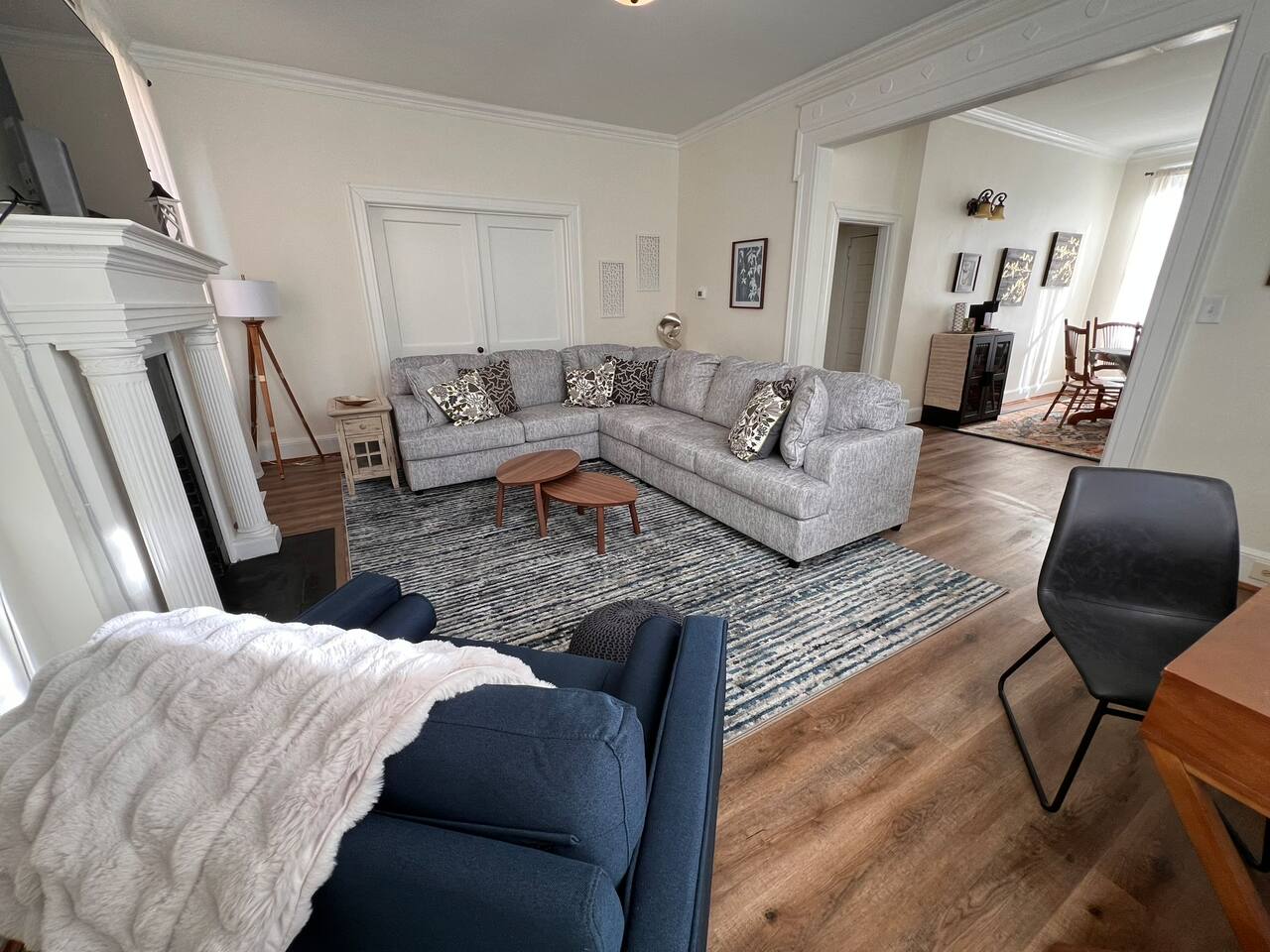 Central 2bd/1bt | .2m to Averett | 1.3m to Casino