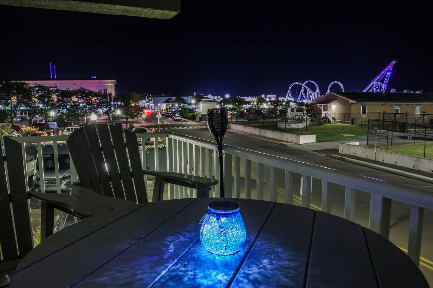 Couple's Escape — 2 Blocks to Boardwalk, End Unit Condo at the Inlet (Assateague House 111)