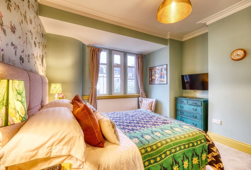 Woodland - King room with private bathroom