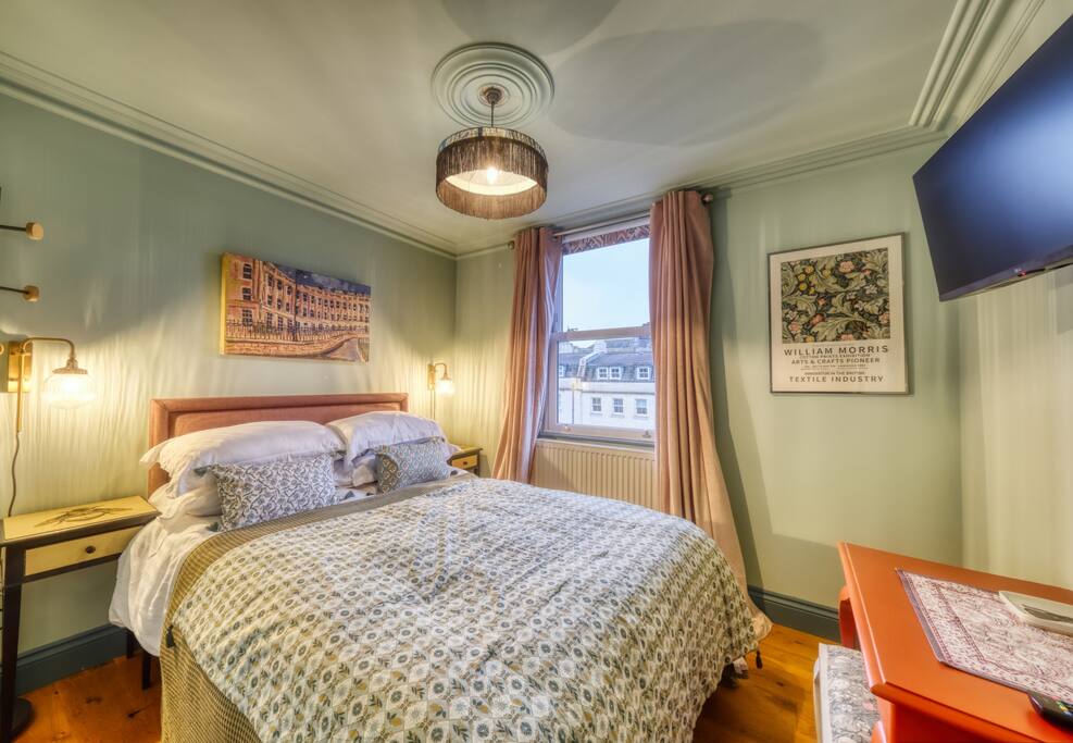 Crescent - Double room with private bathroom