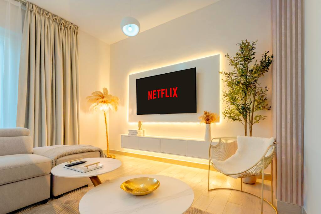 Modern New 1BR I with Balcony I Yas island