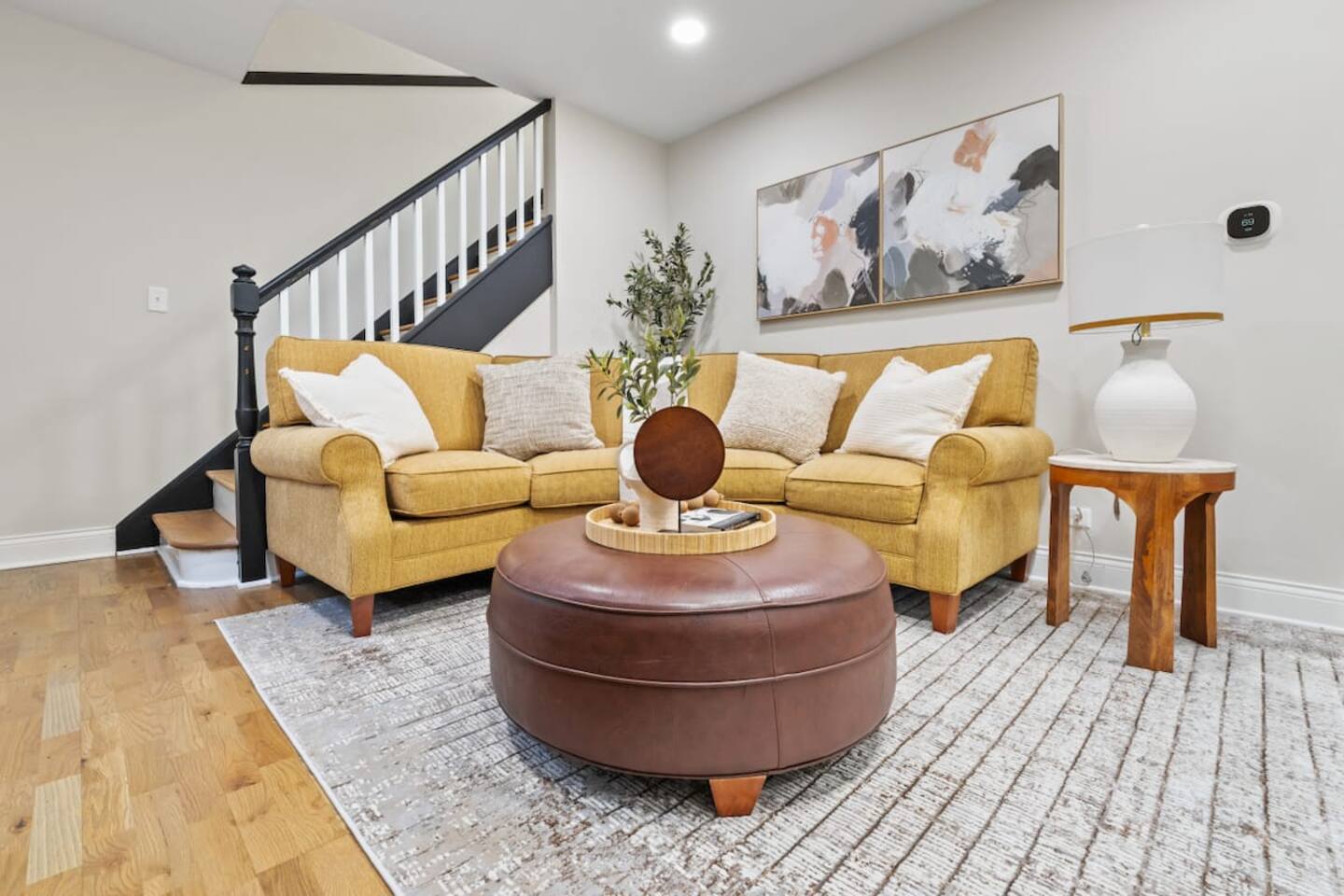 Elite: 3 BR / 2 BT - Stylish Home