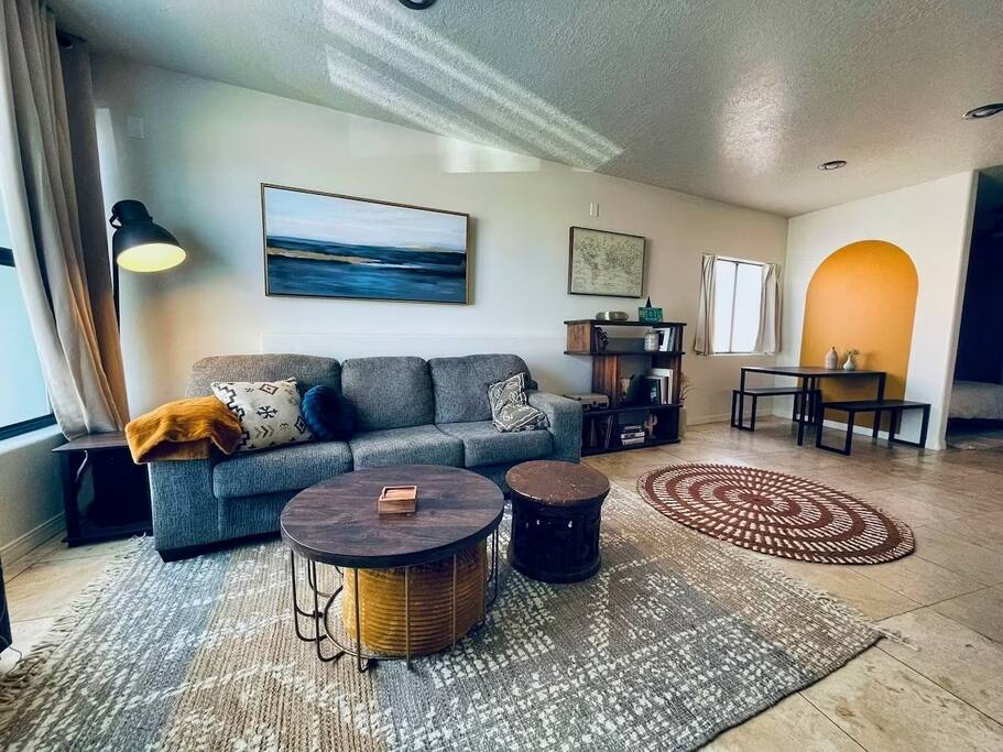 Pet Friendly! Private retreat in Nob Hill